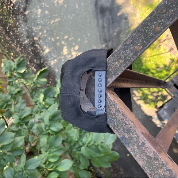 Vintage Sawyer Brown Hat - Picture 2 of 2